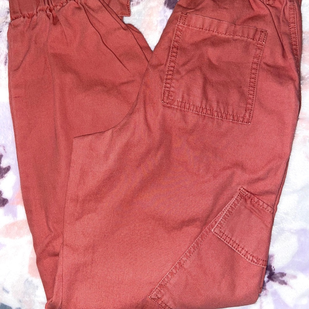 Forever 21 Cargo joggers